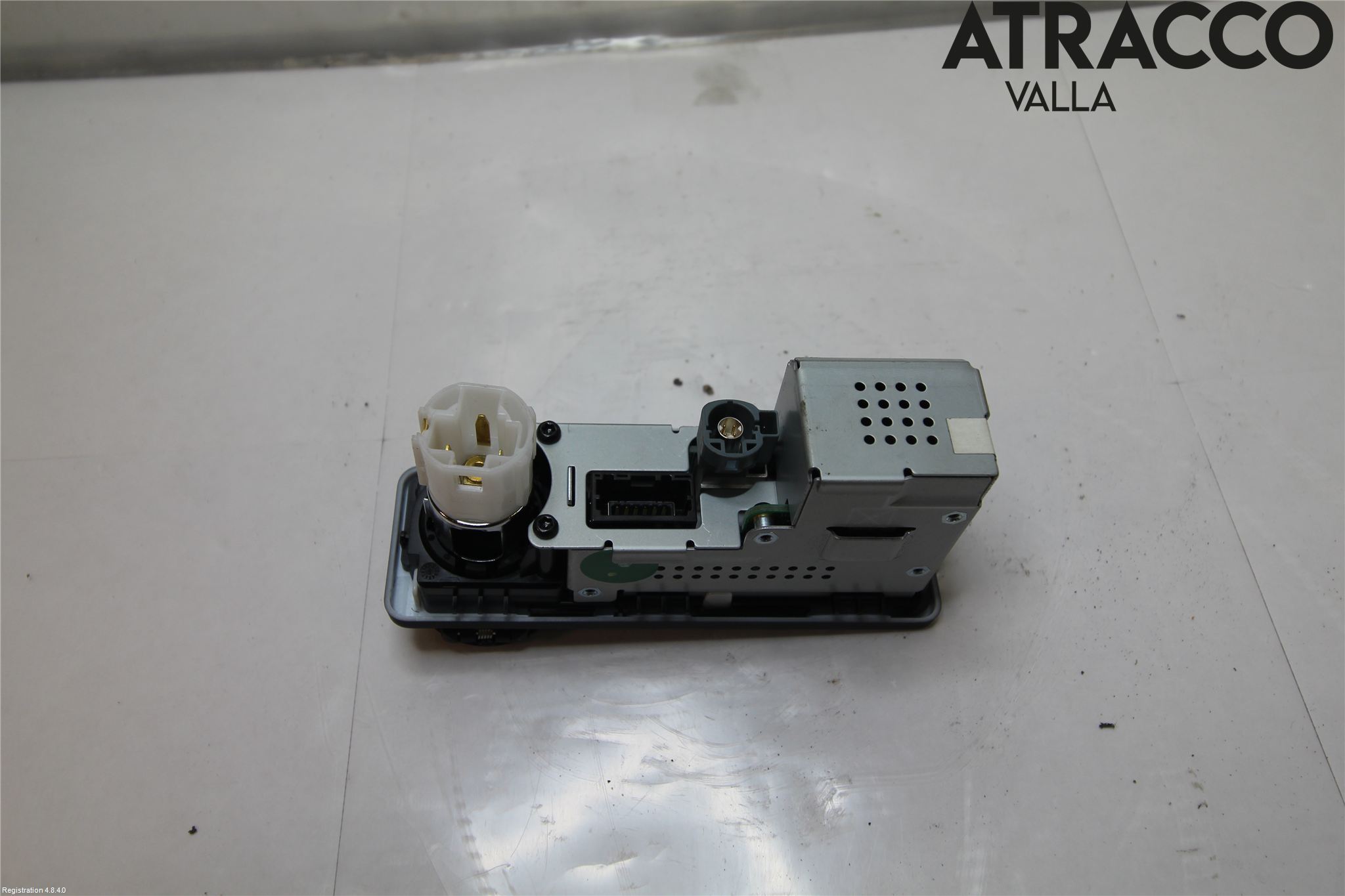 Jaguar XF (X260) 16-24 Usb Connection