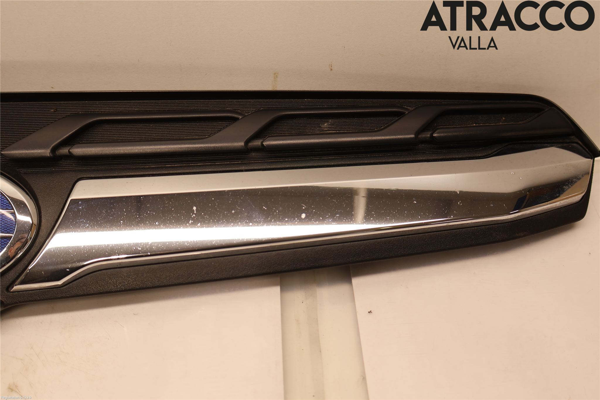 Subaru FORESTER SJ 13-18 Grill Komp
