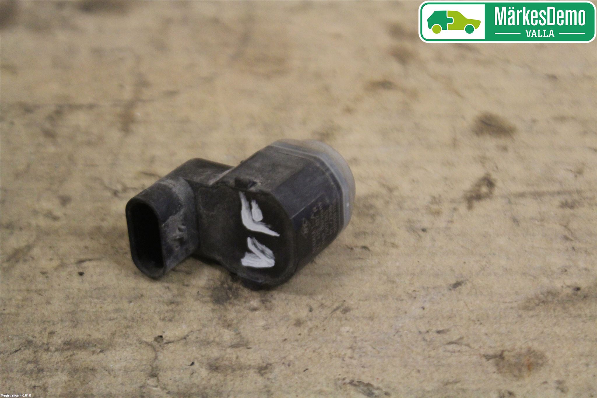 Renault LAGUNA III 08-10 Parkeringshjälp Frontsensor