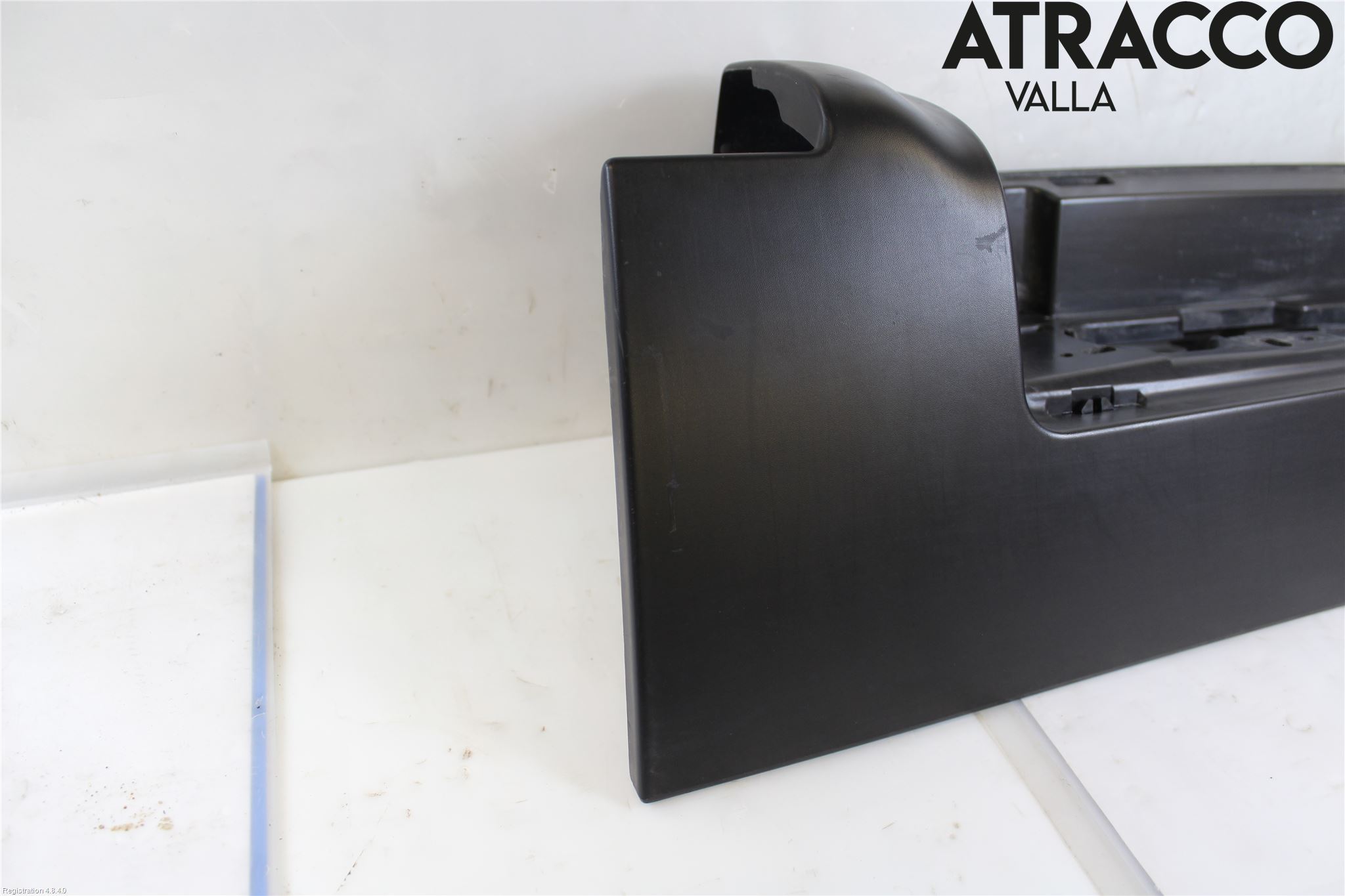 Opel VIVARO 15-19 Bakljussarg