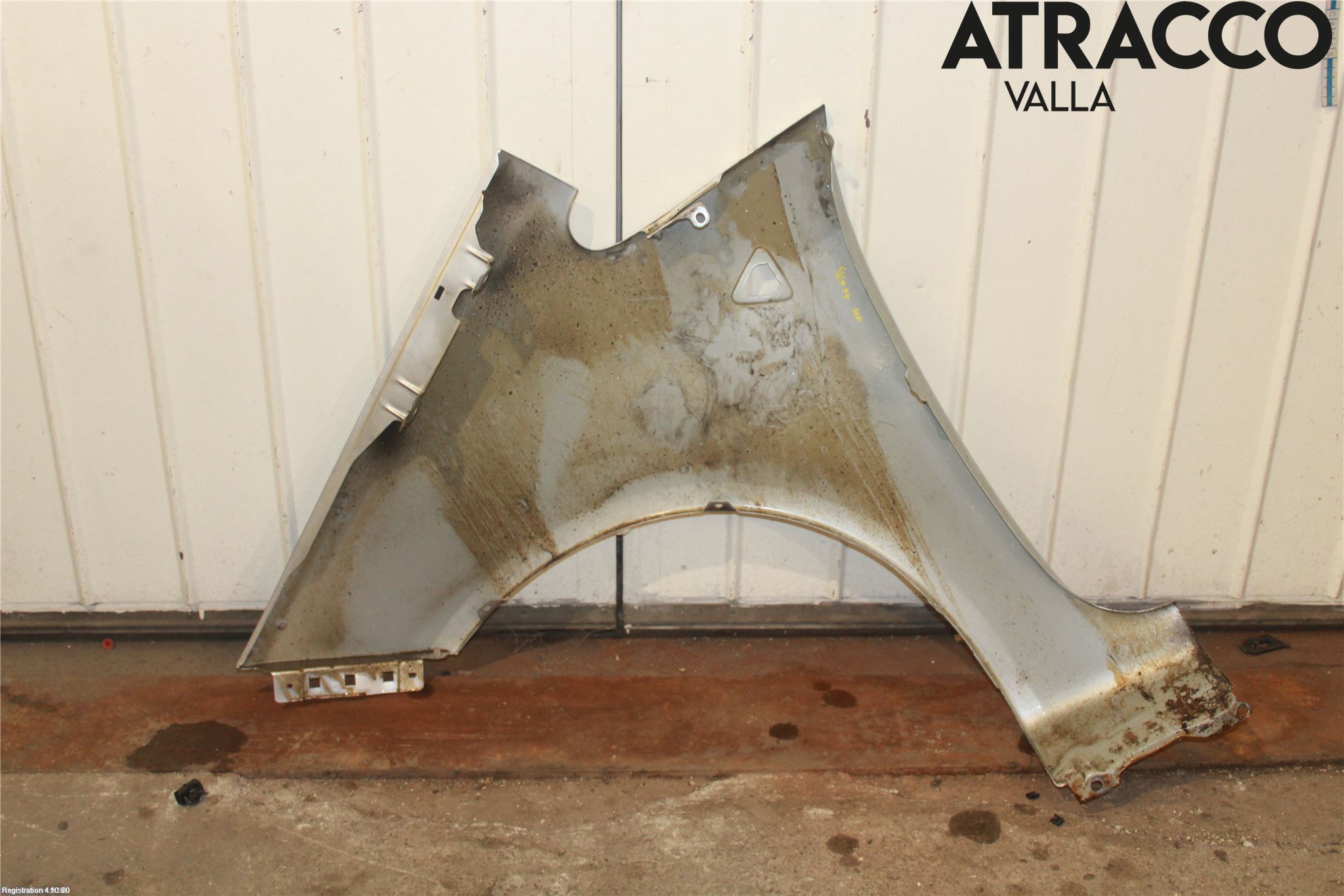 Mitsubishi COLT   04-08 Skärm Fram Höger