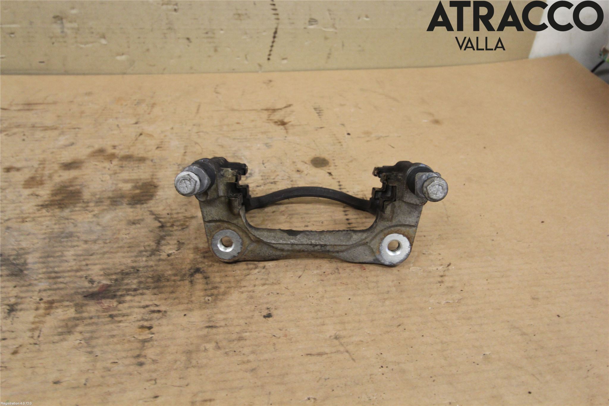 Toyota AURIS 13-19 Bromsokshållare