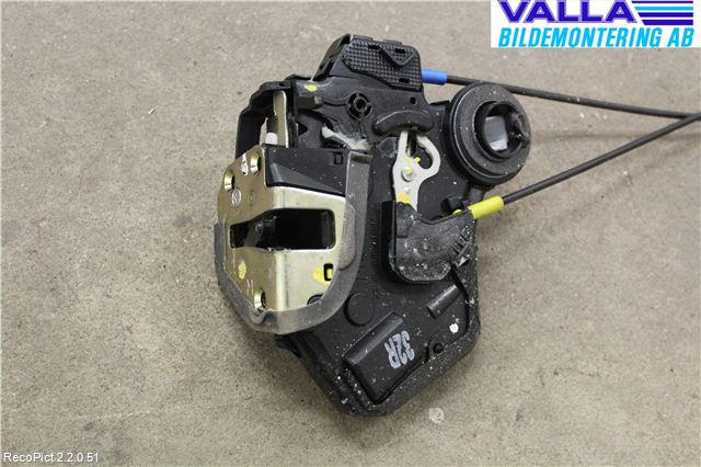 Toyota COROLLA 02-07 Låskista-Dörrlås