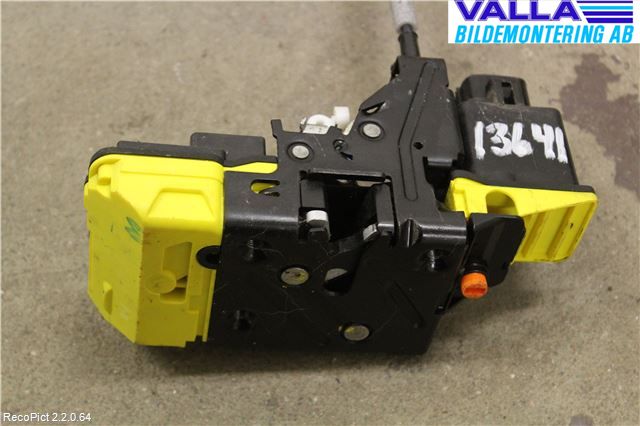 Volvo V70 05-08 Låskista-Dörrlås