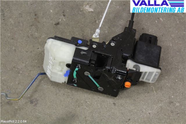 Volvo XC70 01-04 Låskista-Dörrlås