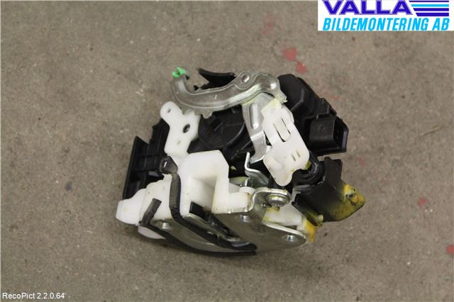 Mitsubishi LANCER  03-07 Låskista-Dörrlås