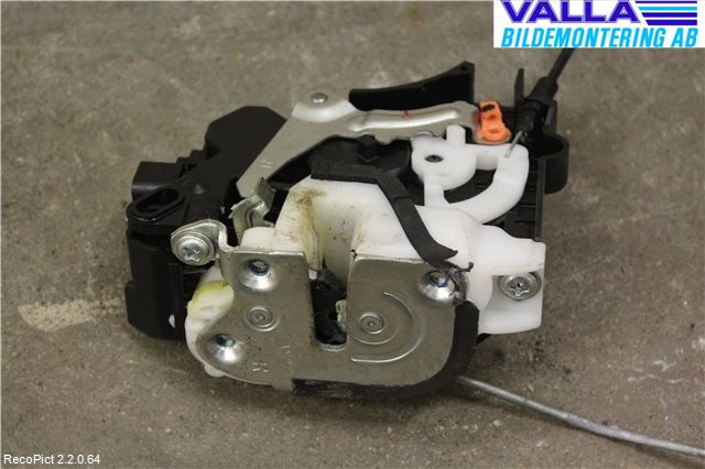 Mitsubishi LANCER  03-07 Låskista-Dörrlås