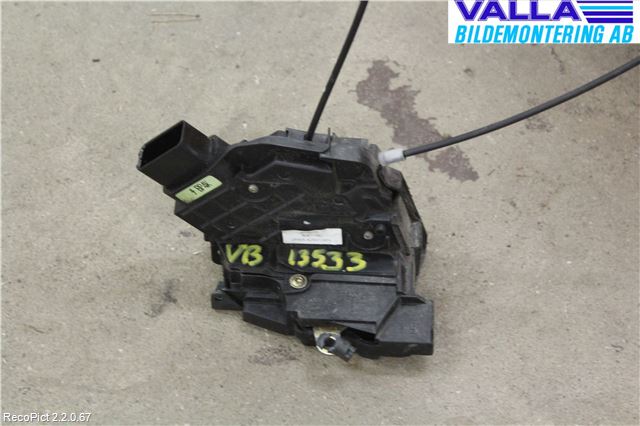 Mazda 3 I 03-06 Låskista-Dörrlås