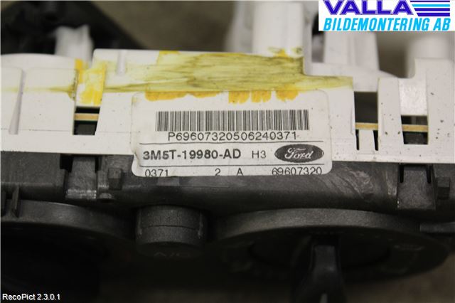 Ford FOCUS     04-07 Ac Styrenhet Ac Manöveren