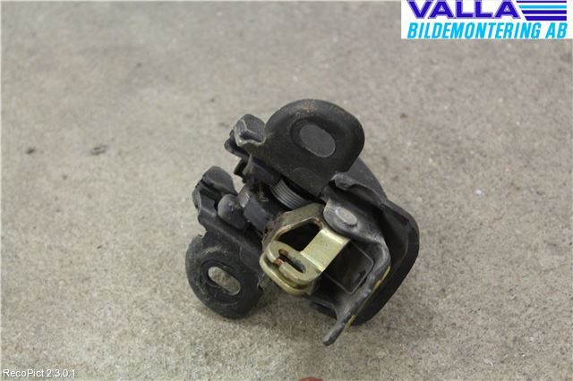 Nissan KUBISTAR Dörrgångjärn