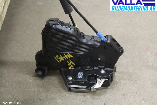 Toyota COROLLA VERSO 08-09 Låskista-Dörrlås