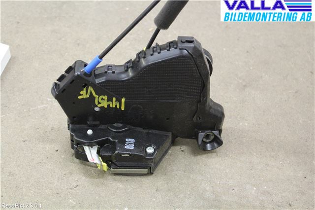 Toyota COROLLA VERSO 08-09 Låskista-Dörrlås