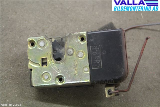 Peugeot 206 98-09 Låskista-Dörrlås