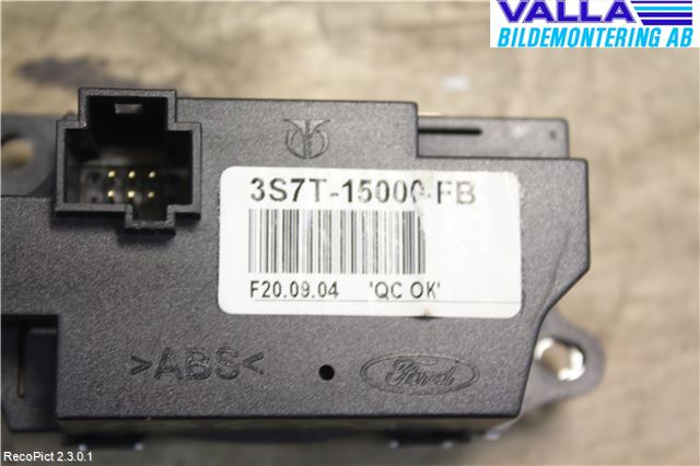 Ford MONDEO     01-06 Instrument Klocka