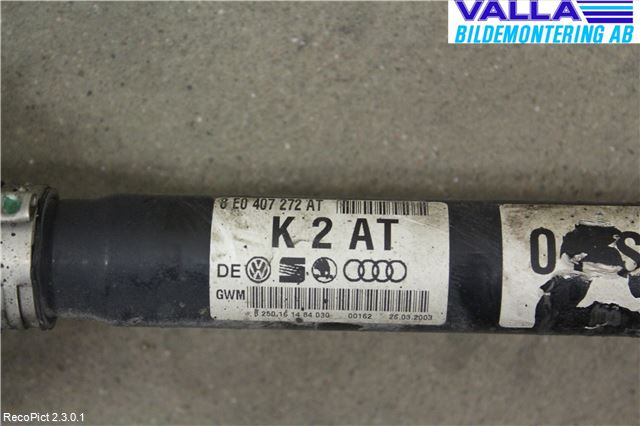 Audi A4/S4 01-05 Drivaxel Fram Höger