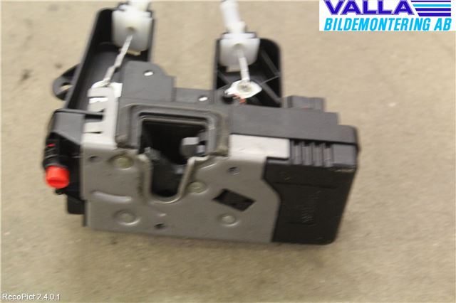 Opel VECTRA C 06-08 Låskista-Dörrlås