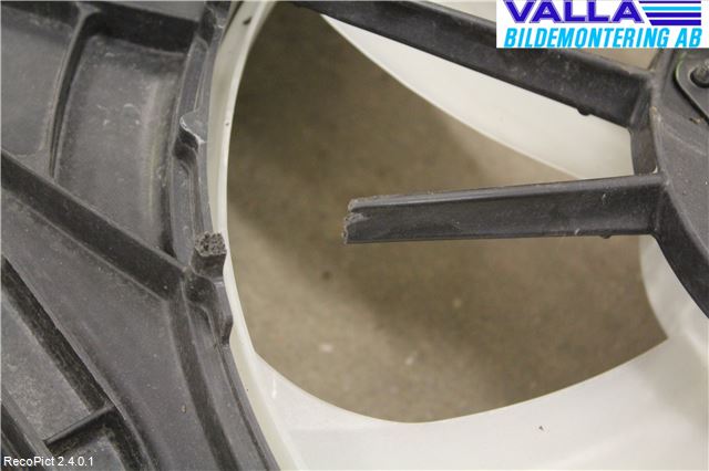 Toyota AURIS 10-12 Kylfläkt El