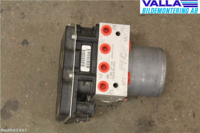 Toyota AURIS 10-12 Abs Hydraulaggregat