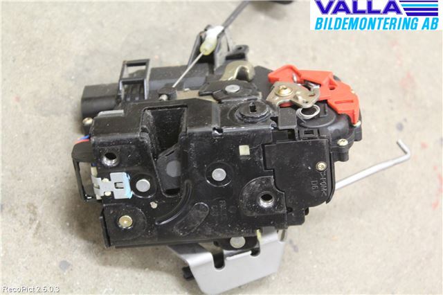 Audi A4/S4 01-05 Låskista-Dörrlås