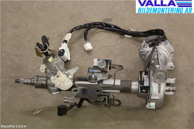 Toyota AURIS 07-09 Rattaxelagg Justerbart