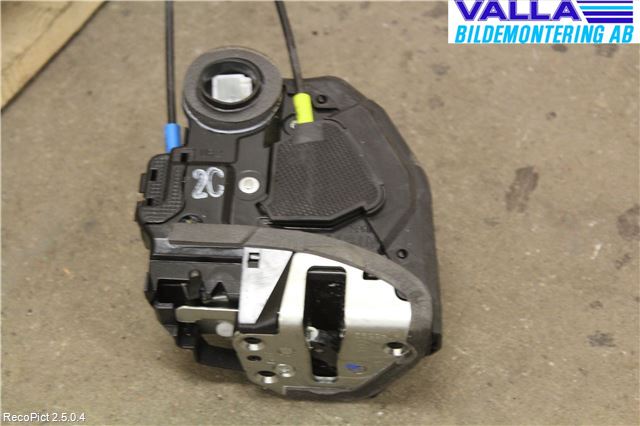 Toyota AURIS 07-09 Låskista-Dörrlås