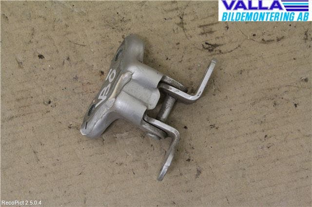 Toyota AURIS 10-12 Dörrgångjärn