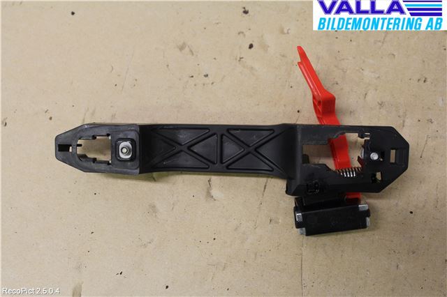 Toyota YARIS XP90 06-11 Dörrhandtag Yttre Hö