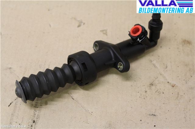 Peugeot 307     01-05 Kopplingscylinder Slav