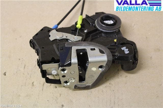 Toyota AURIS 07-09 Låskista-Dörrlås