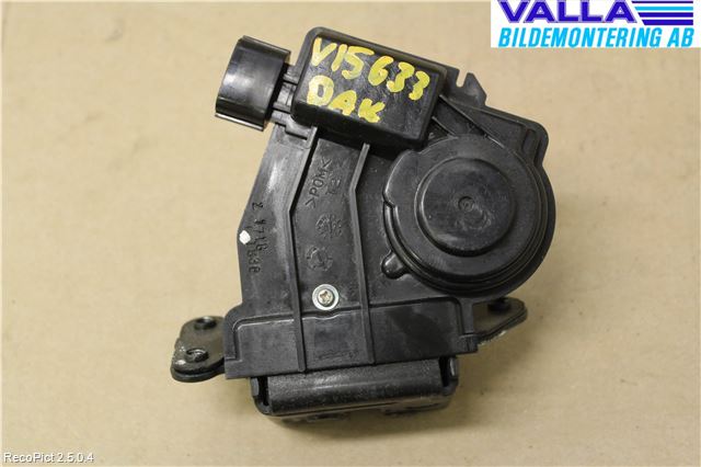 Toyota AURIS 07-09 Låskista Baklucka