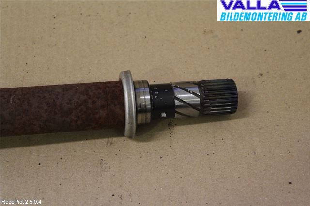 Renault CLIO III  06-09 Drivaxel Fram Höger