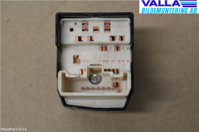 Toyota COROLLA 02-07 Strömställare Spegel