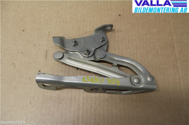 Opel CORSA D 07-14 Huvgångjärn