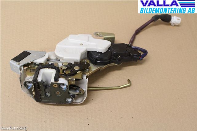 Suzuki LIANA Låskista-Dörrlås