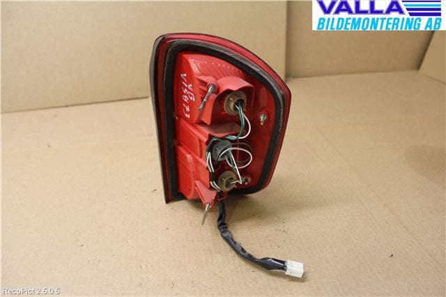 Toyota RAV 4 00-06 Bakljus Vänster