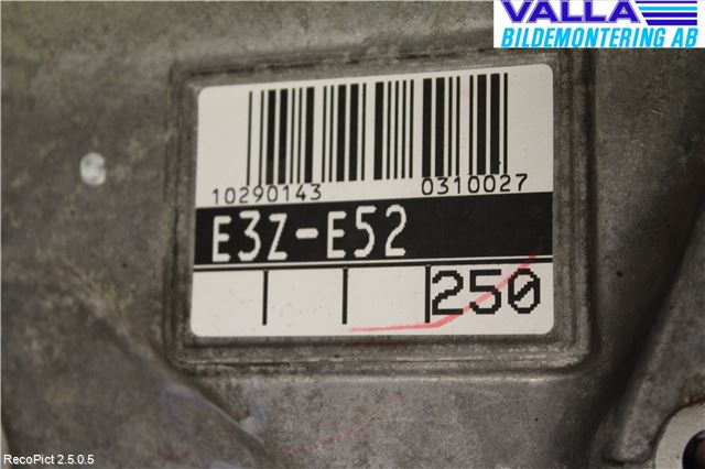 Toyota COROLLA 02-07 Kamrem-Transmissionskåpa