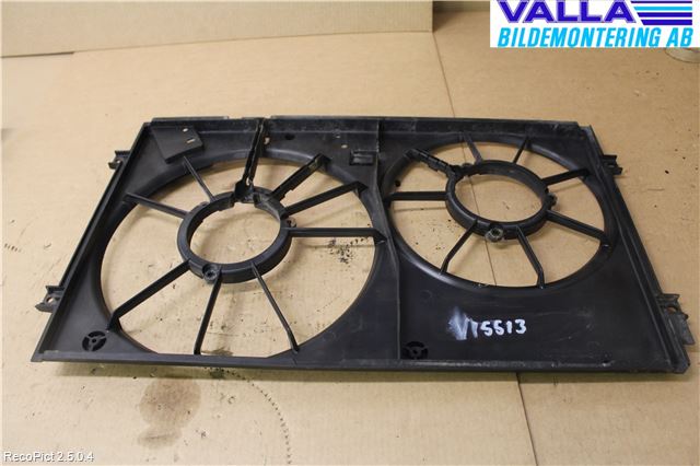 Volkswagen VW CADDY      04-10 Kylfläktkåpa