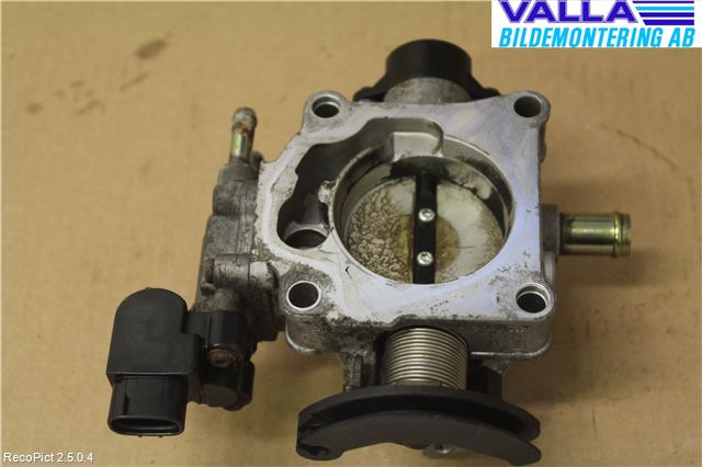 Toyota AVENSIS 98-02 Injspjällhus