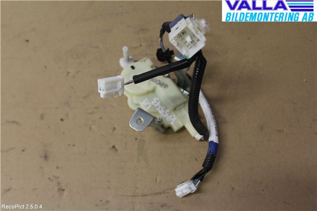 Toyota YARIS XP90 06-11 Centrallåsmot Baklucka