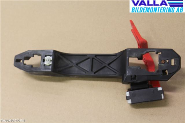 Toyota YARIS XP90 06-11 Dörrhandtag Yttre Hö