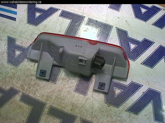 Toyota RAV 4 00-06 Bromsljus Bakruta