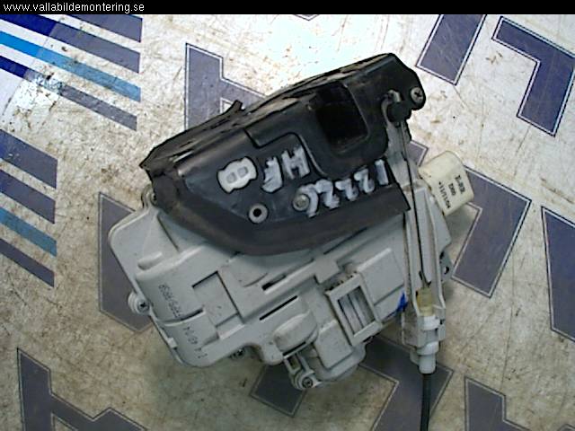 Audi A4/S4 05-07 Låskista-Dörrlås