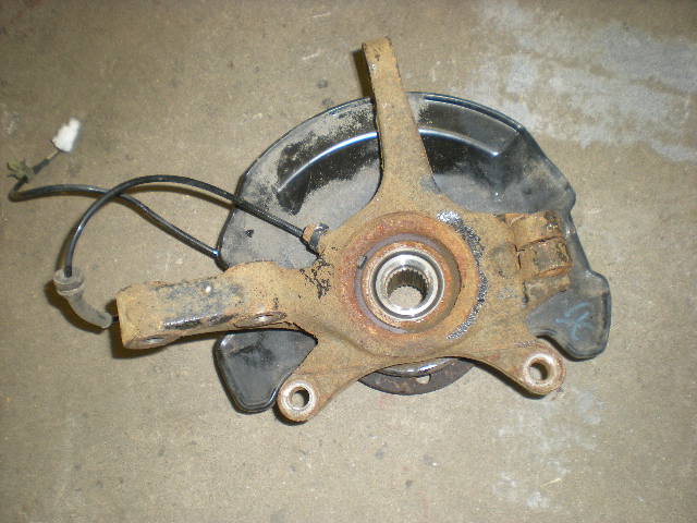 Suzuki SPLASH Styrspindel Lagerhus Hö