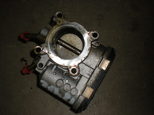 Volkswagen VW POLO 95-01 Injspjällhus