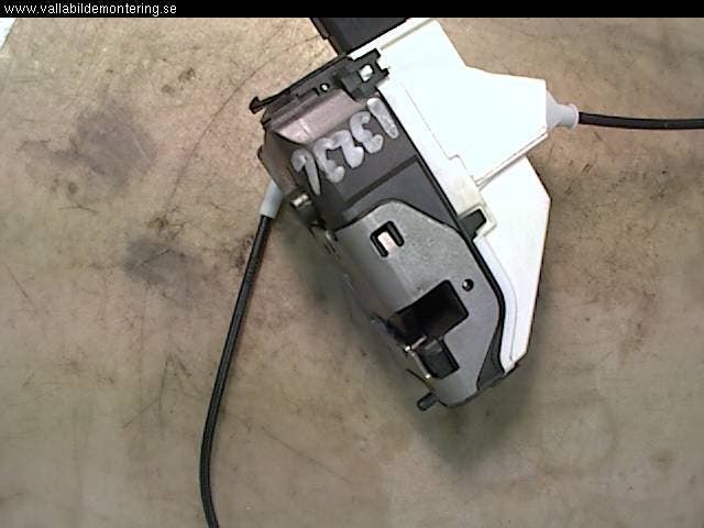 Citroen BERLINGO 08-18 Låskista-Dörrlås