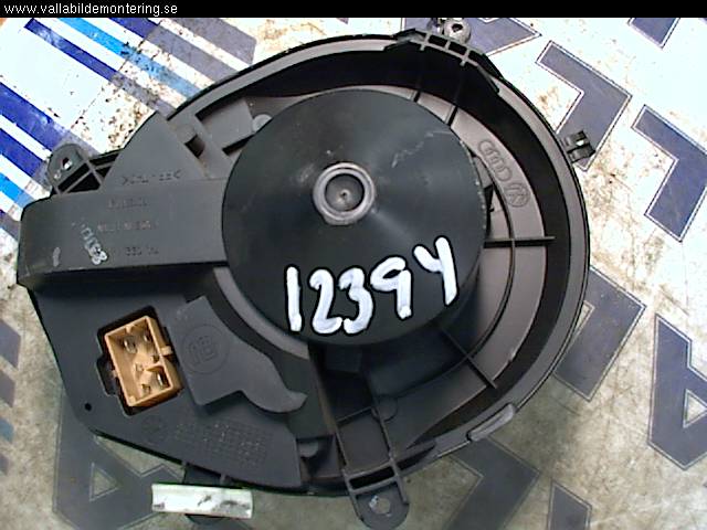 Audi A4/S4 99B-00 Värmefläkt