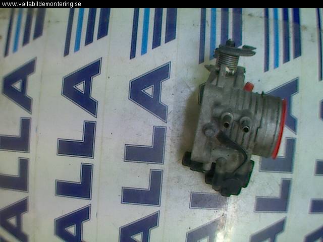 Kia CARNIVAL Injspjällhus