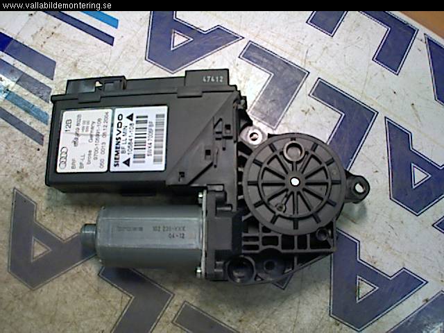 Audi A4/S4 05-07 Fönsterhissmotor