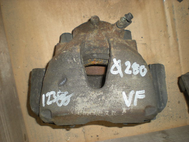 Saab 9-5     06-10 Bromsok Fram Vänster