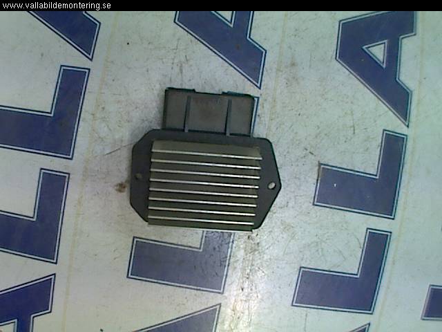 Toyota CAMRY    01-06 Värmefläktsmotstånd